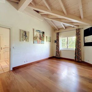 Spacieuse villa 5.5 pièces avec piscine et jardin — photo 18