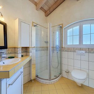 Spacieuse villa 5.5 pièces avec piscine et jardin — photo 26