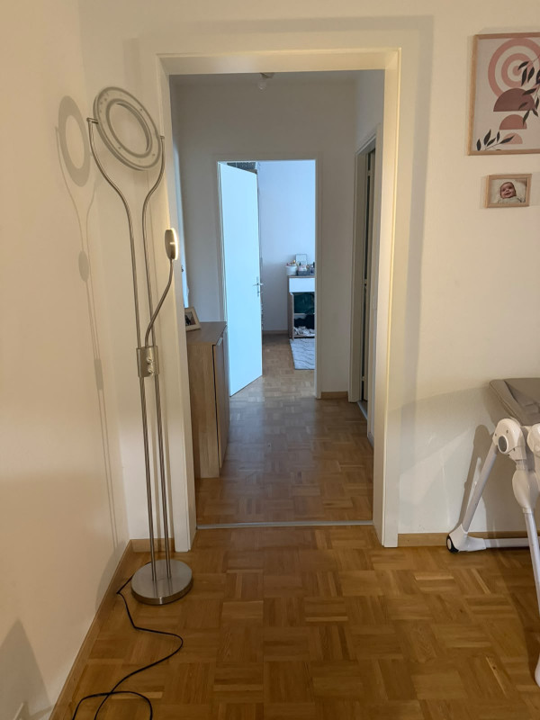 Appartement de 4 pièces au 3ème étage situé à Thônex 1226 — photo 1
