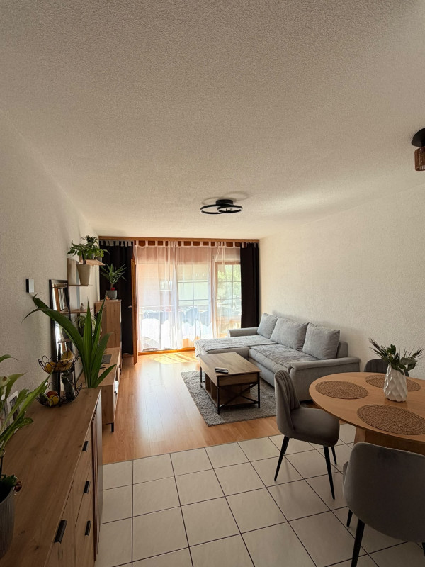 Leukerbad – 2,5 pièces avec balcon, vue montagne et parking couvert — photo 3