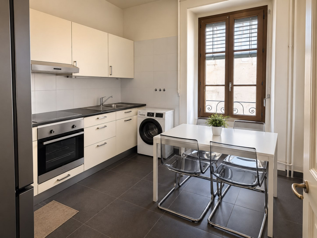 Appartement de 3 pièces au 3ème étage sans ascenseur situé à Genève 1205 — photo 7