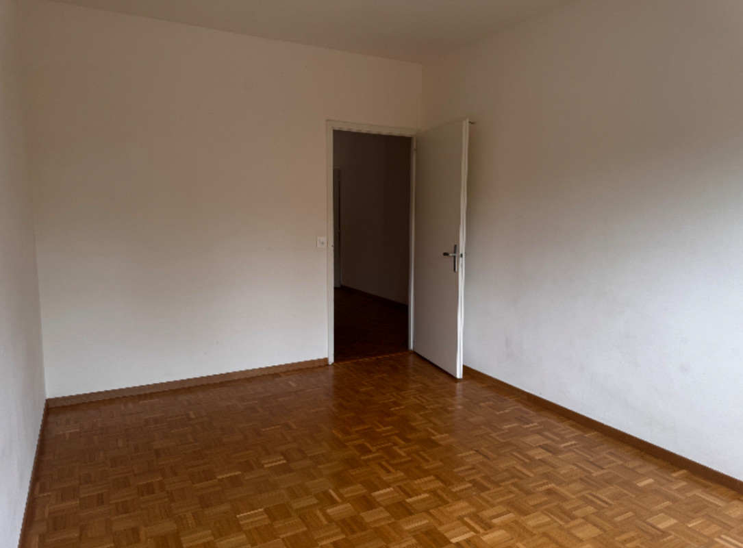Appartement de 5,5 pièces au rez-de-chaussée situé à Petit Saconnex 1219 — photo 11