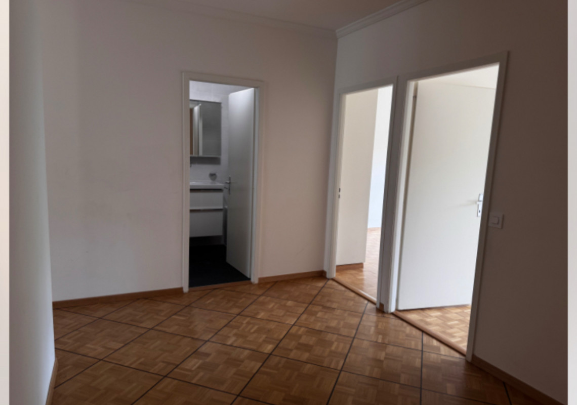 Appartement de 5,5 pièces au rez-de-chaussée situé à Petit Saconnex 1219 — photo 9
