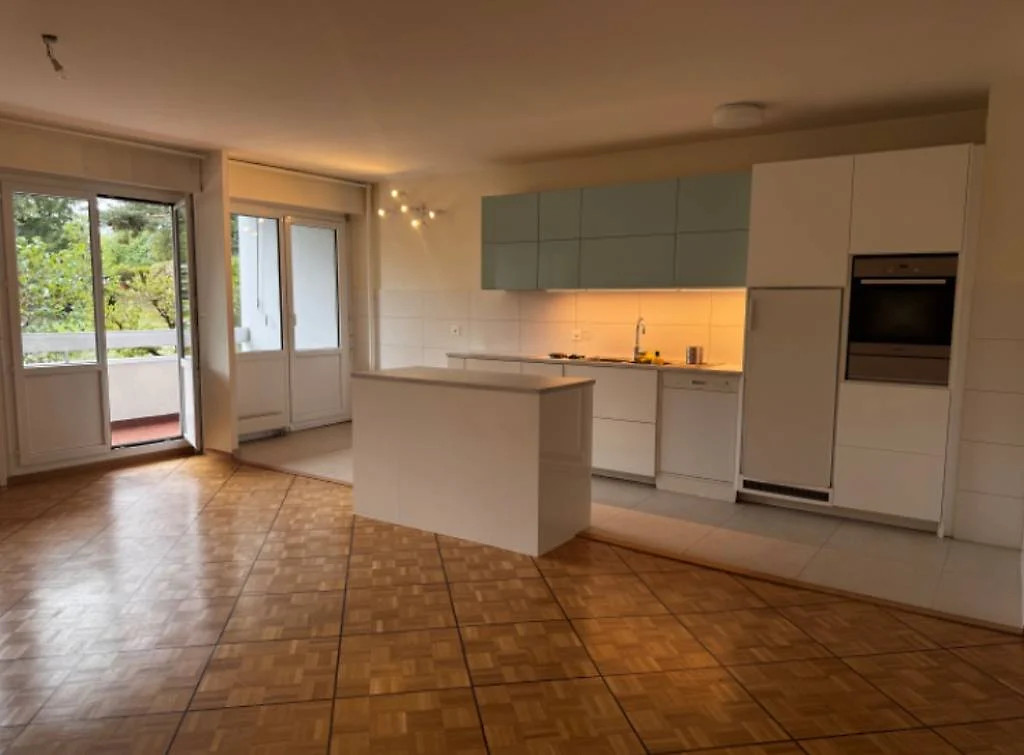 Appartement de 5,5 pièces au rez-de-chaussée situé à Petit Saconnex 1219 — photo 3