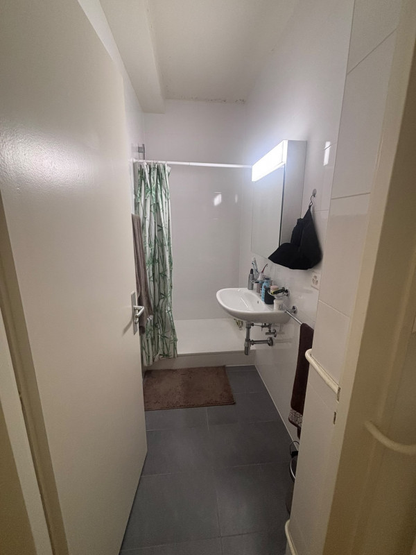 Appartement de 2 pièces au 3ème étage sans ascenseur situé à Genève 1205 — photo 7