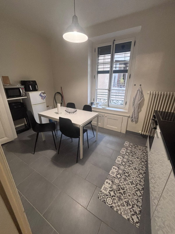 Appartement de 2 pièces au 3ème étage sans ascenseur situé à Genève 1205 — photo 3