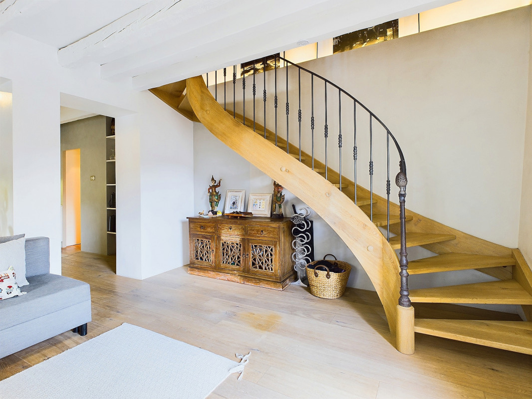 Magnifique maison de 6.5 pièces dans un corps de ferme entièrement rénové