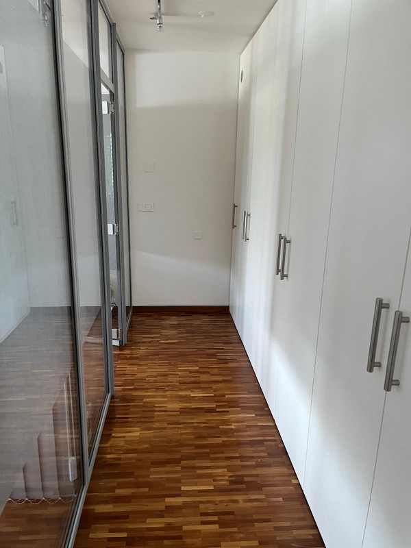 Location de Bureau – 92m² à Nyon, vue sur le Lac