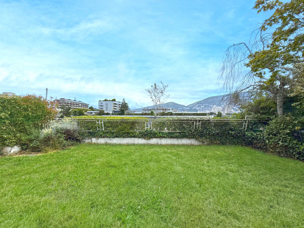 Magnifique appartement d’exception au dernier étage avec jardin suspendu