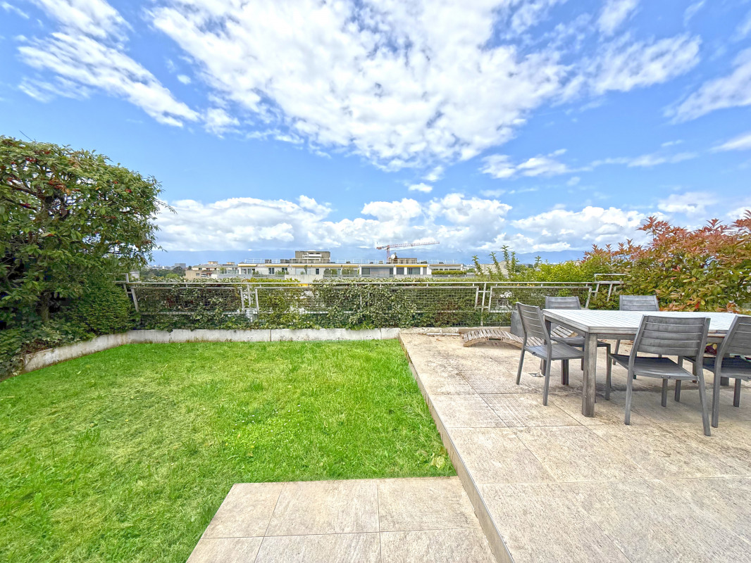 Magnifique appartement d’exception au dernier étage avec jardin suspendu