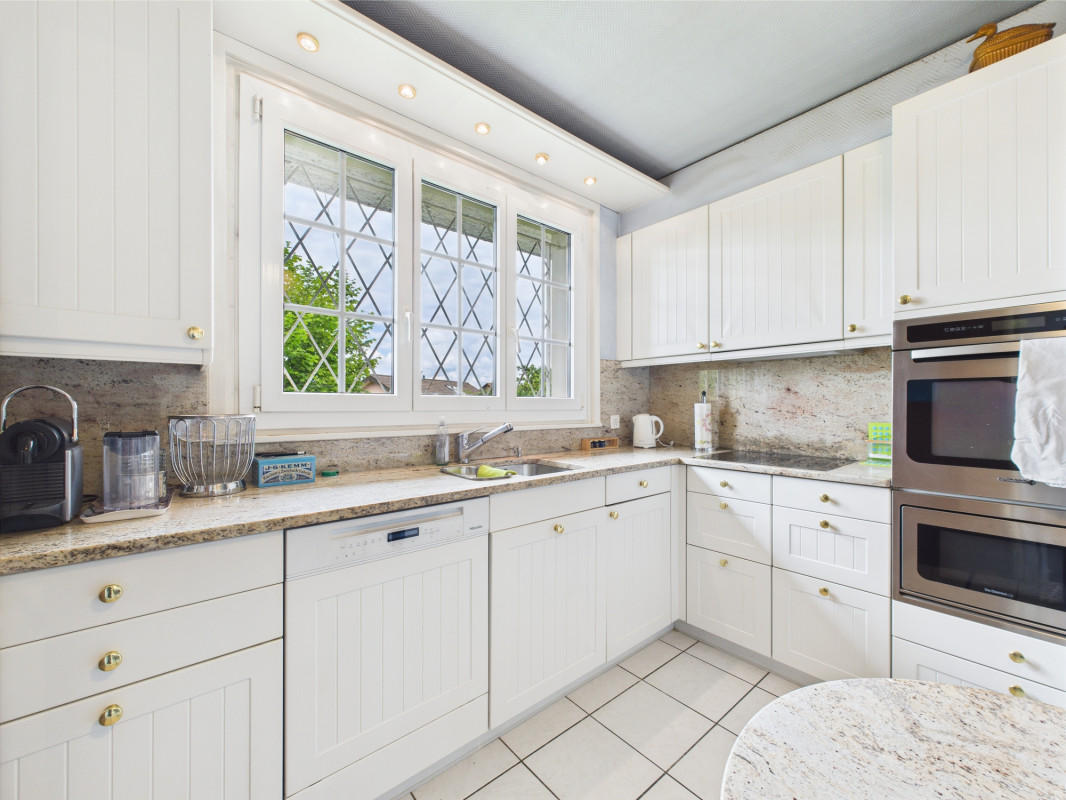 Villa individuelle à fort potentiel – Opportunité rare à Confignon - 6 pièces