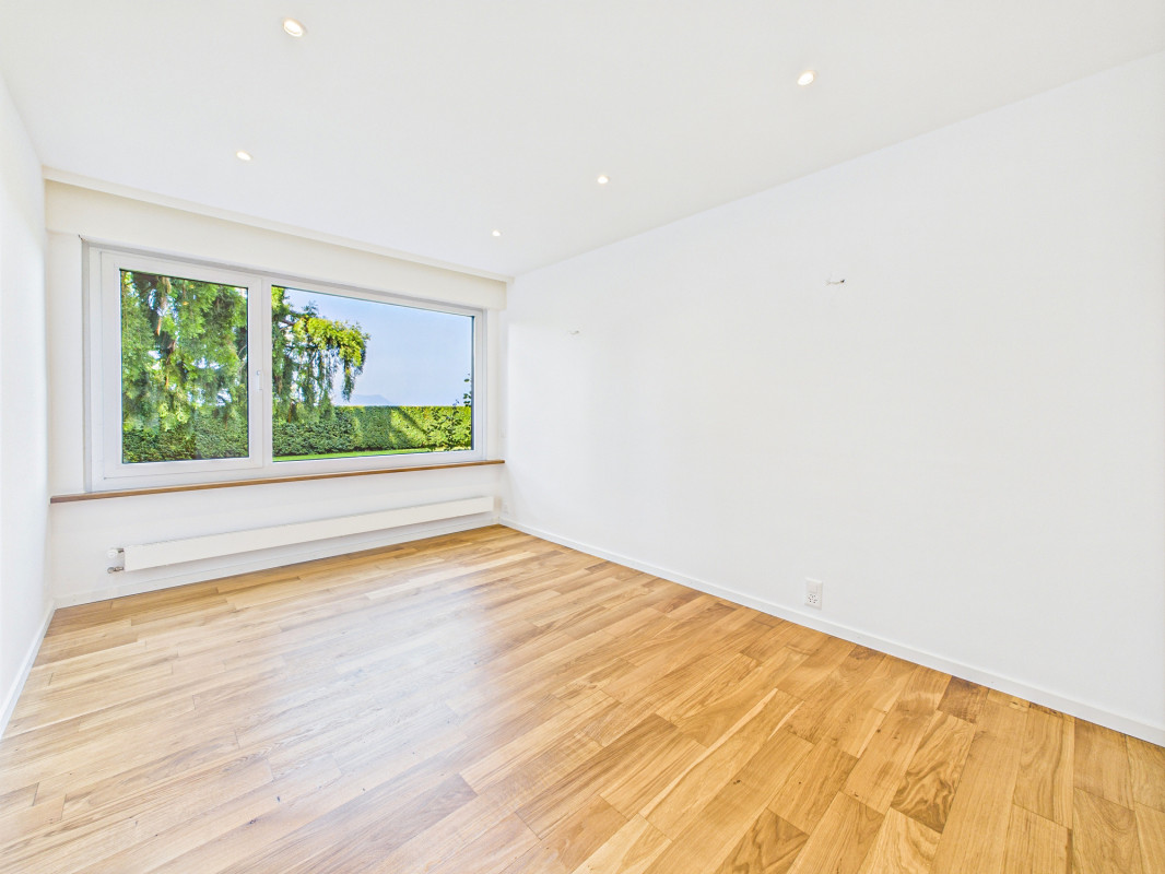 Résidence d’exception avec jardin paysager et panorama sur le Léman