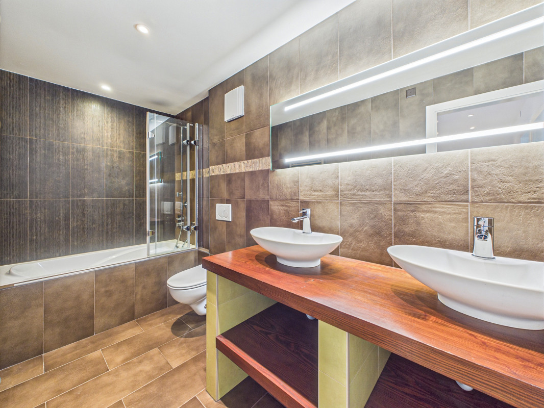 Résidence d’exception avec jardin paysager et panorama sur le Léman