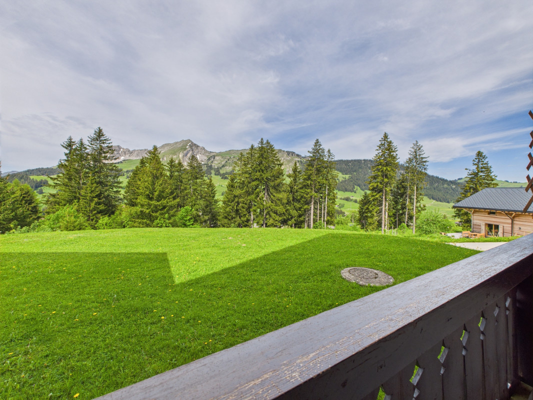 Chalet mitoyen en PPE dans un cadre verdoyant et calme