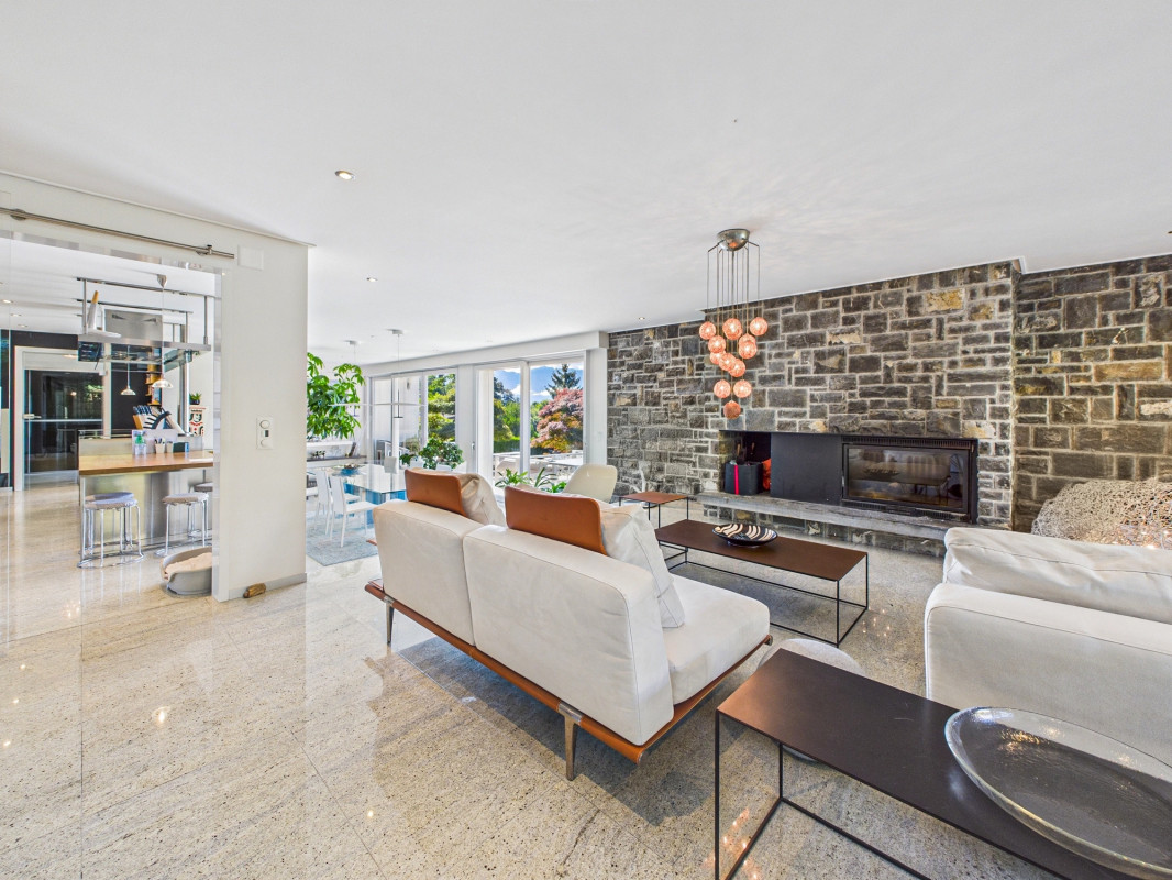 Propriété de prestige avec jardin paysager, piscine et panorama sur le Léman