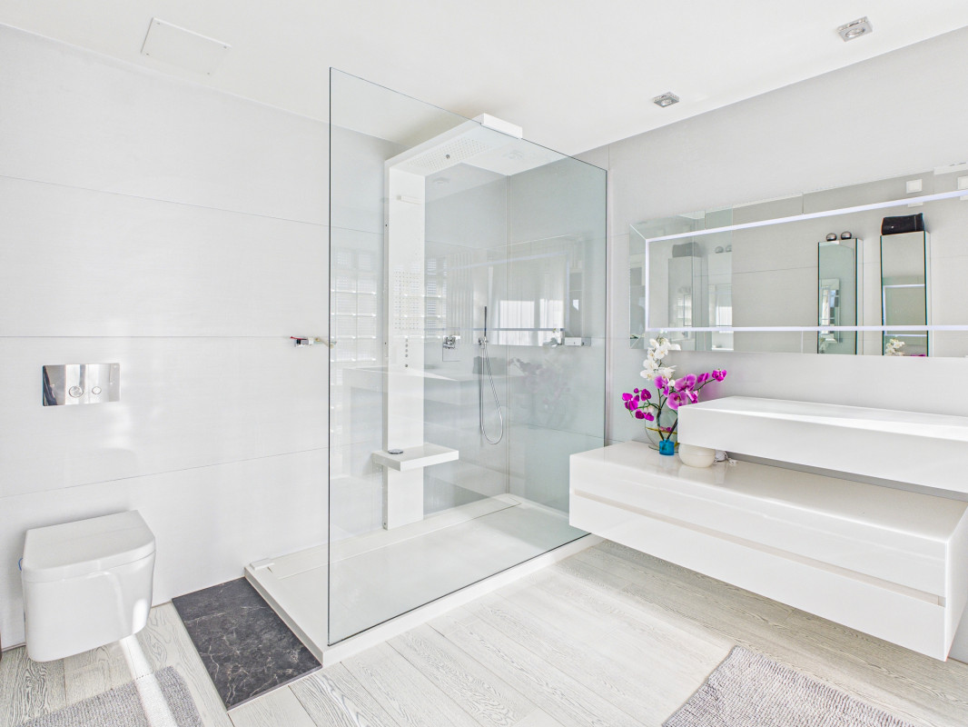 Propriété de prestige avec jardin paysager, piscine et panorama sur le Léman