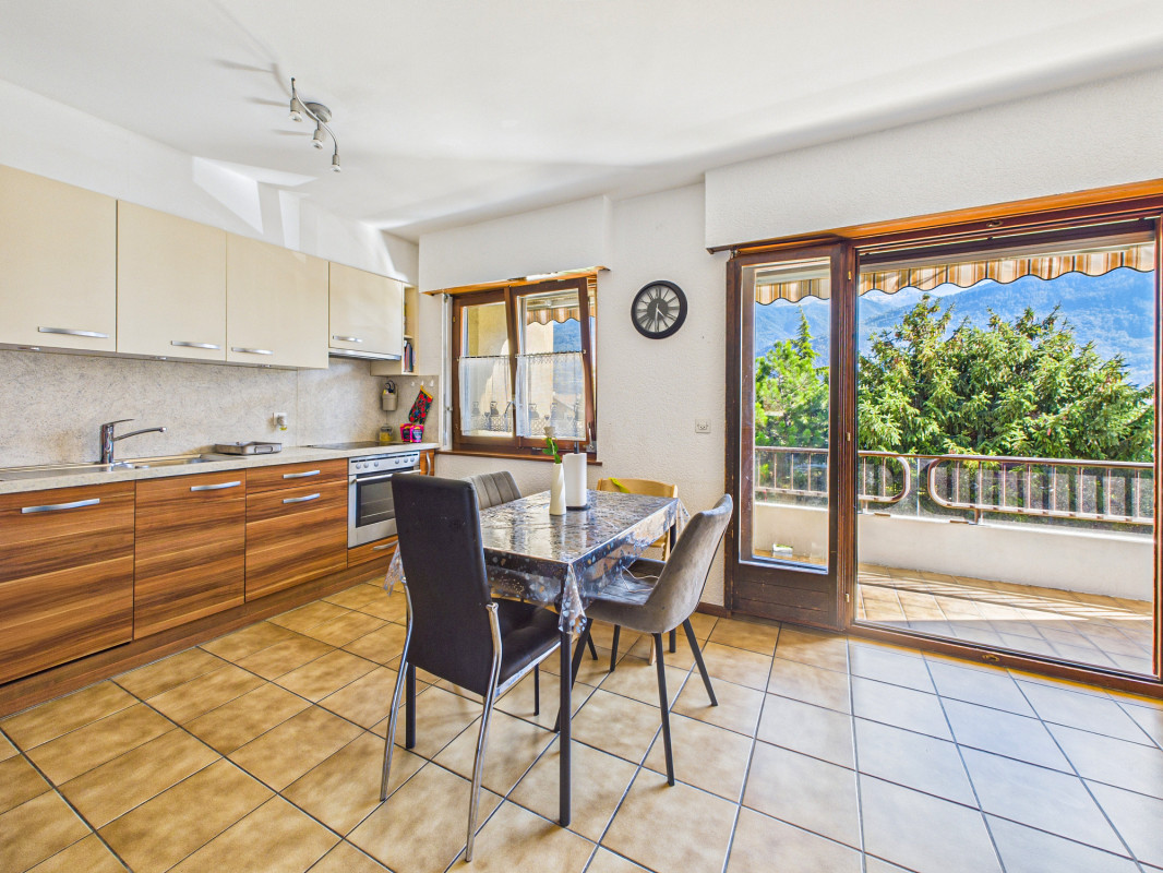 Appartement lumineux de 3.5 pièces au coeur de Vétroz