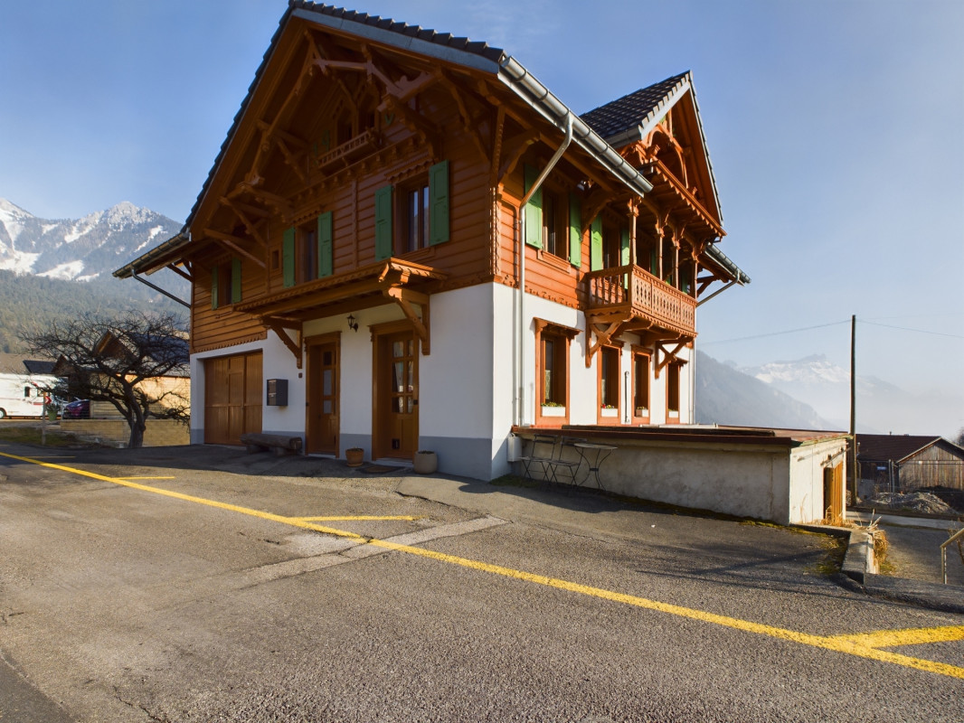 Belle maison de maître entièrement rénovée - 2 appartements