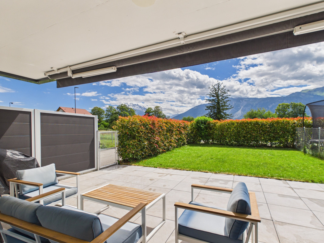 Appartement 3.5 pièces, jardin privatif et vue dégagée sur les montagnes