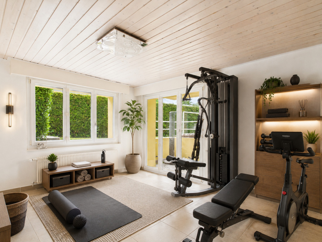 EXCLUSIVITE - Spacieuse maison familiale avec jardin, terrasses à Founex